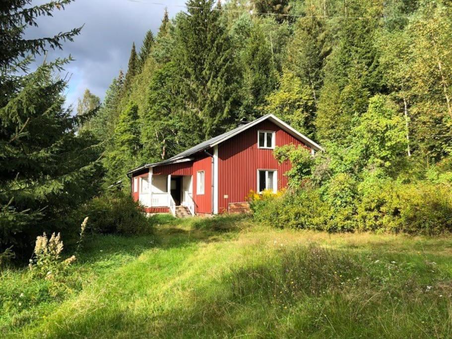 Little Forest House "Our Little Farm" Ekshärad Екстериор снимка